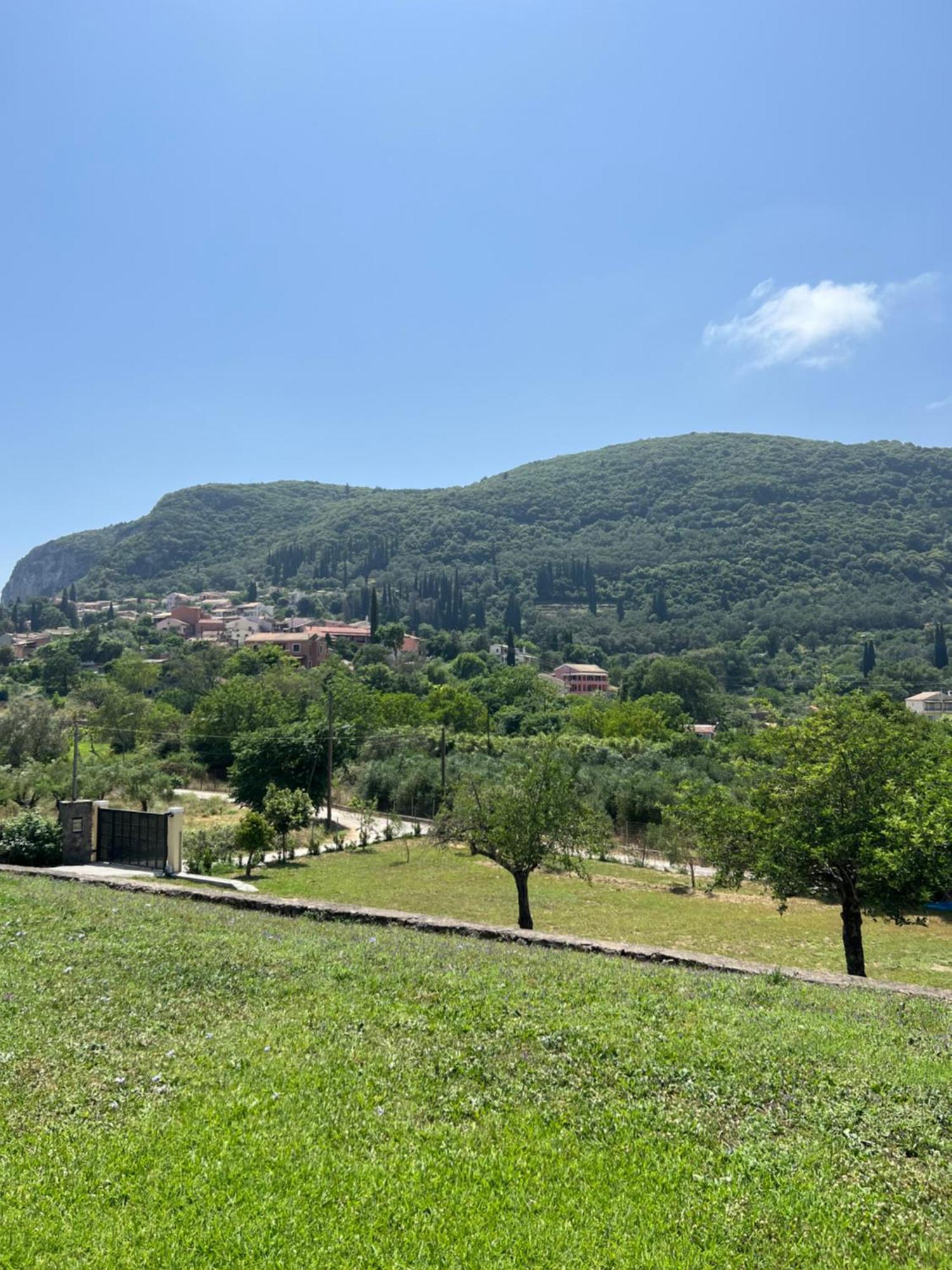 Villa Alexakis Doukádes Exteriör bild