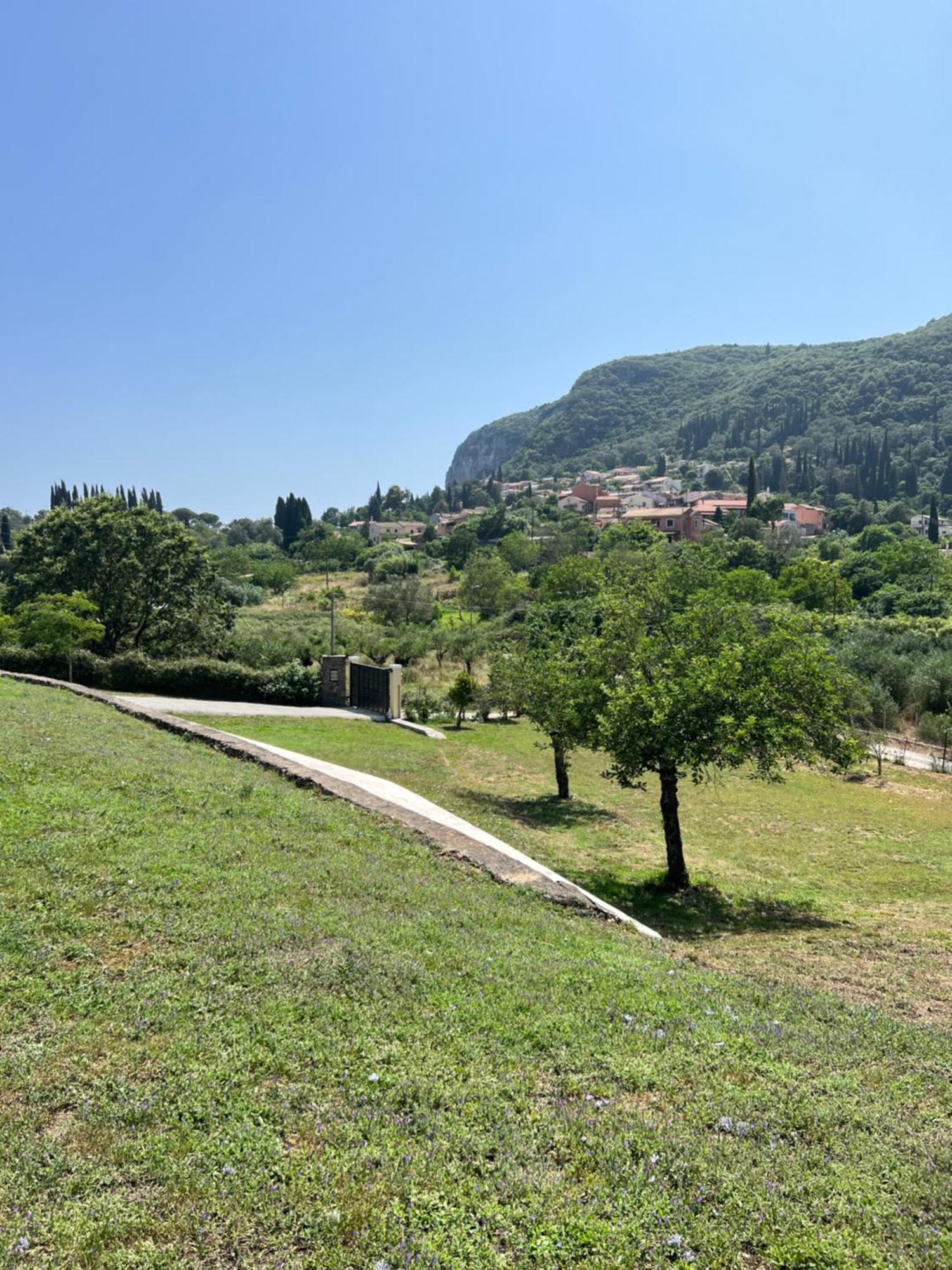 Villa Alexakis Doukádes Exteriör bild